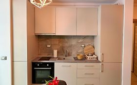 Orizont Sea View Apartment- Spa N Pools Beach Resort